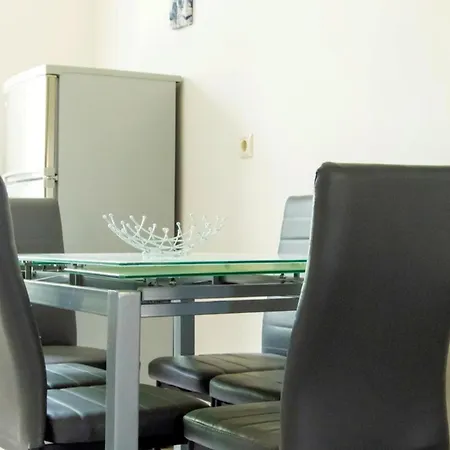 House - Sleeps 4 - Private Courtyard - Parking 度假居 Kardamena (Kos)