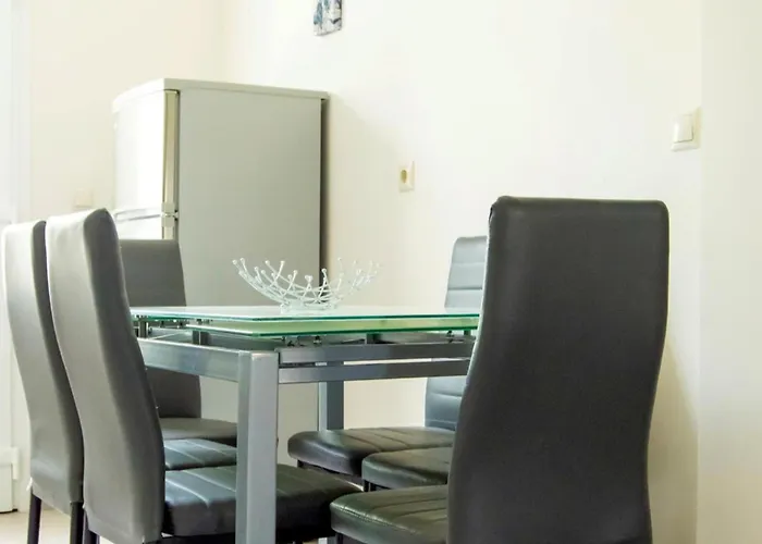 House - Sleeps 4 - Private Courtyard - Parking 펜션 Kardamena (Kos)