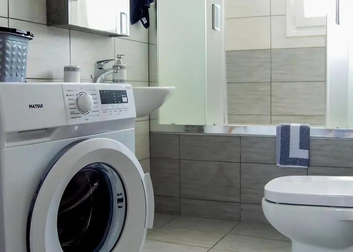 House - Sleeps 4 - Private Courtyard - Parking Kardamena (Kos)