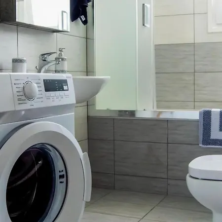 House - Sleeps 4 - Private Courtyard - Parking Kardamena (Kos)